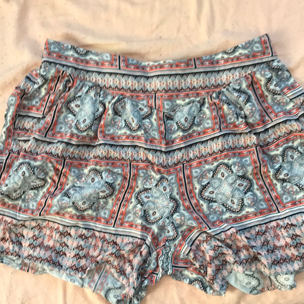 Patterned shorts